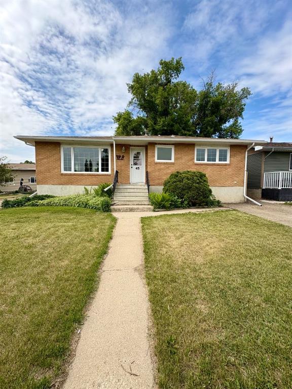 45 3 Avenue, Tilley