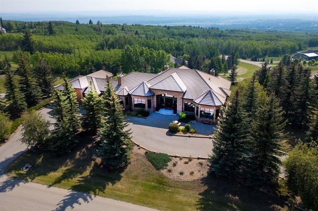 31 Pinnacle Ridge Drive Sw, Rural Rocky View County