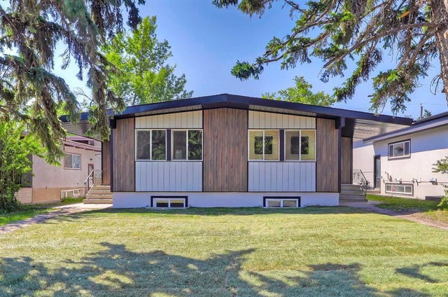 Photo for MLS®# A2229838 - home for sale at 639 69 Avenue Southwest, Kingsland, Calgary Alberta