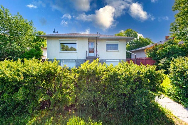 1826 38 Street Se, Calgary
