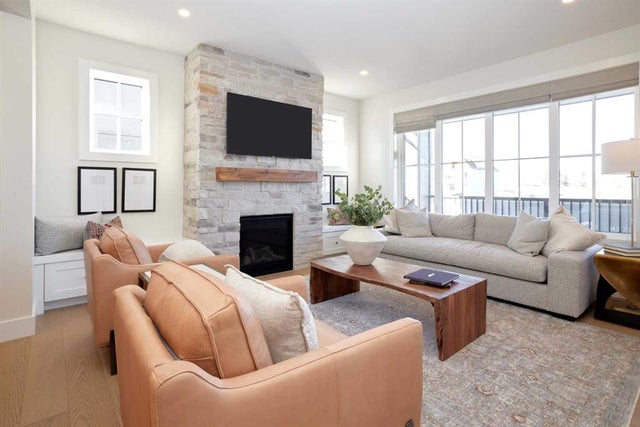 219 Calais Drive Sw, Calgary