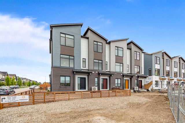 81, 903 Mahogany Boulevard, Calgary