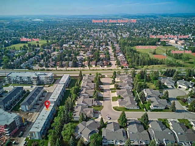 444 Shawnee Square Sw, Calgary