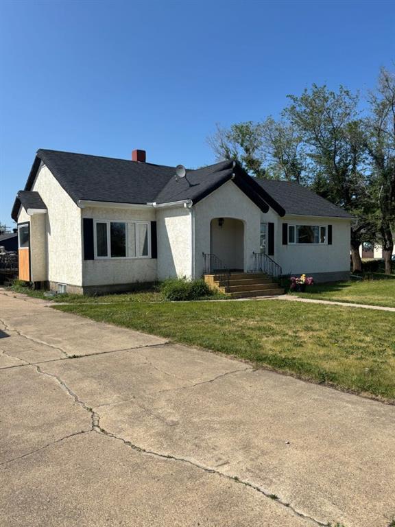 5615 49 Avenue, Killam