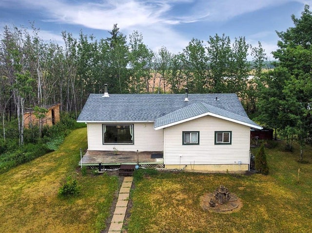 18124 Highway 679, Rural Big Lakes County
