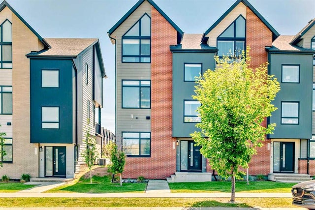 2941 136 Avenue Nw, Calgary