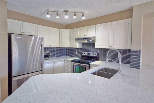303, 1000 Somervale Court Sw, Calgary