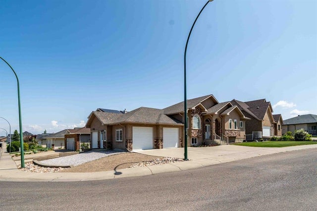 75 Sunset Road Sw, Medicine Hat