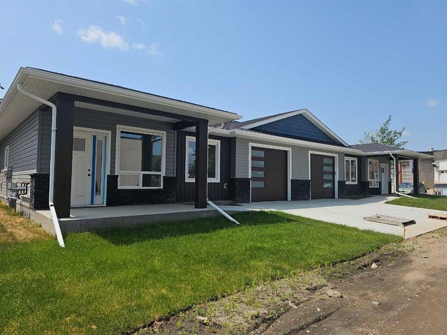 #3, 4738 49a Avenue, Lacombe