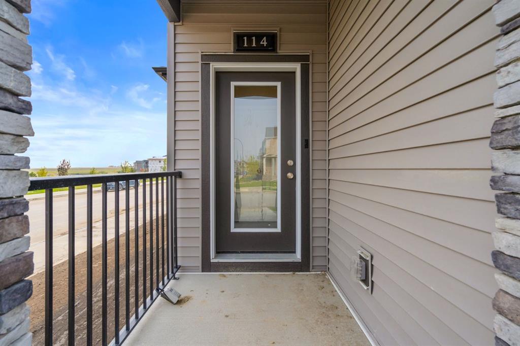 114 Lewiston Way Ne Calgary Alberta T3P 2H8 Lewisburg Home For Sale