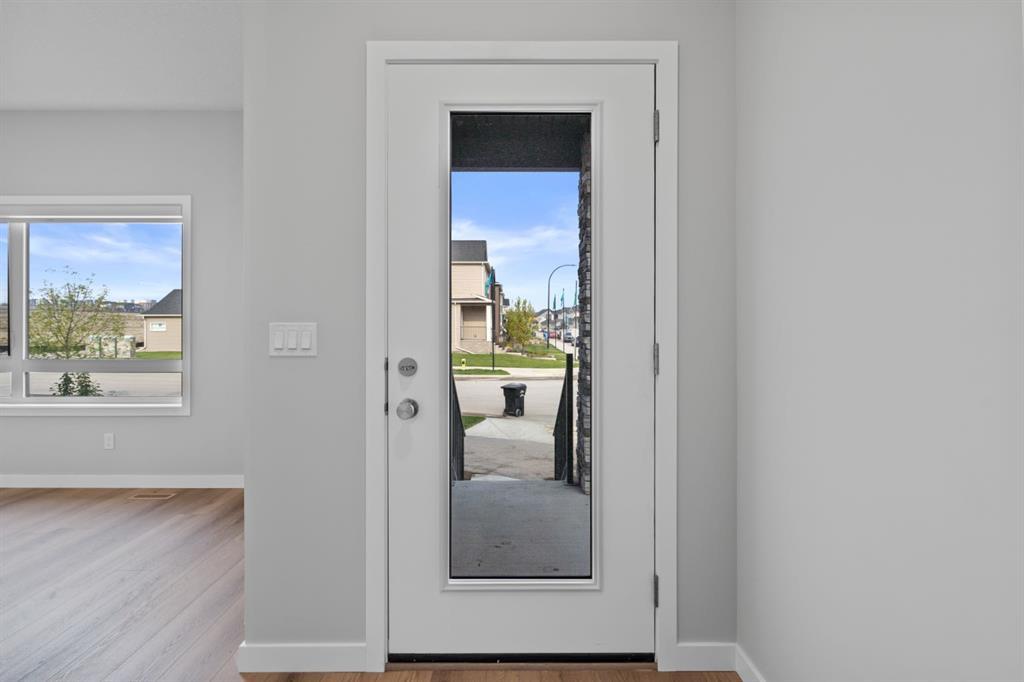 114 Lewiston Way Ne Calgary Alberta T3P 2H8 Lewisburg Home For Sale