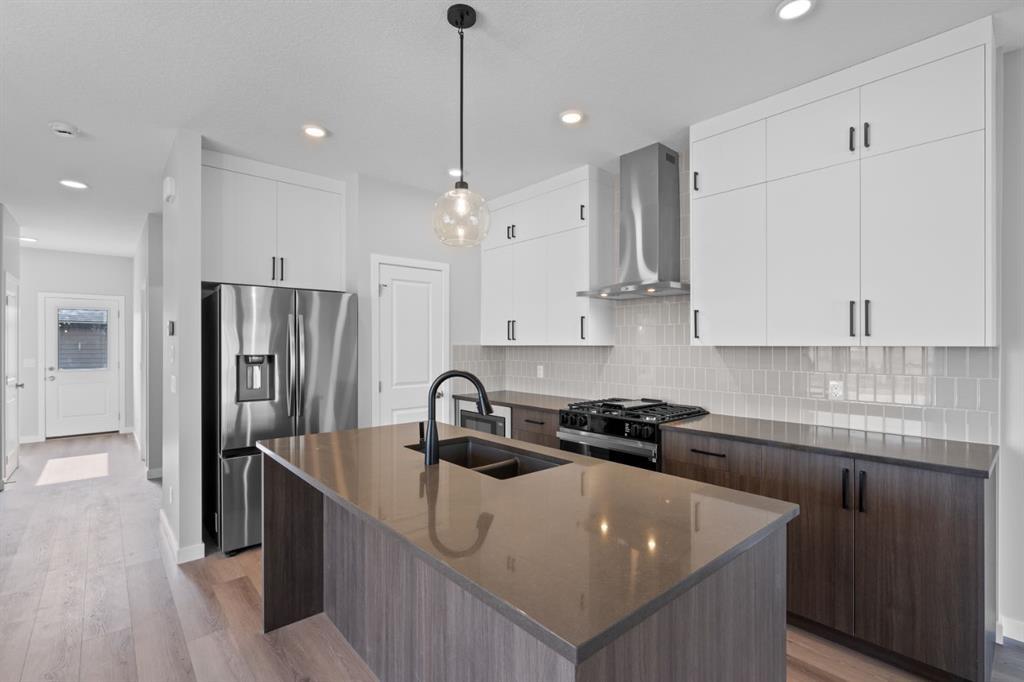 114 Lewiston Way Ne Calgary Alberta T3P 2H8 Lewisburg Home For Sale