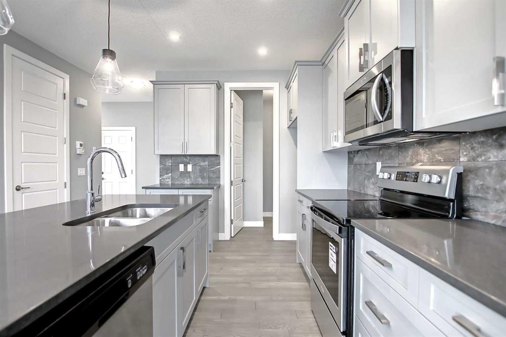 47 Agate Road, Cochrane – Residential Semi Detached Listing Photo 15