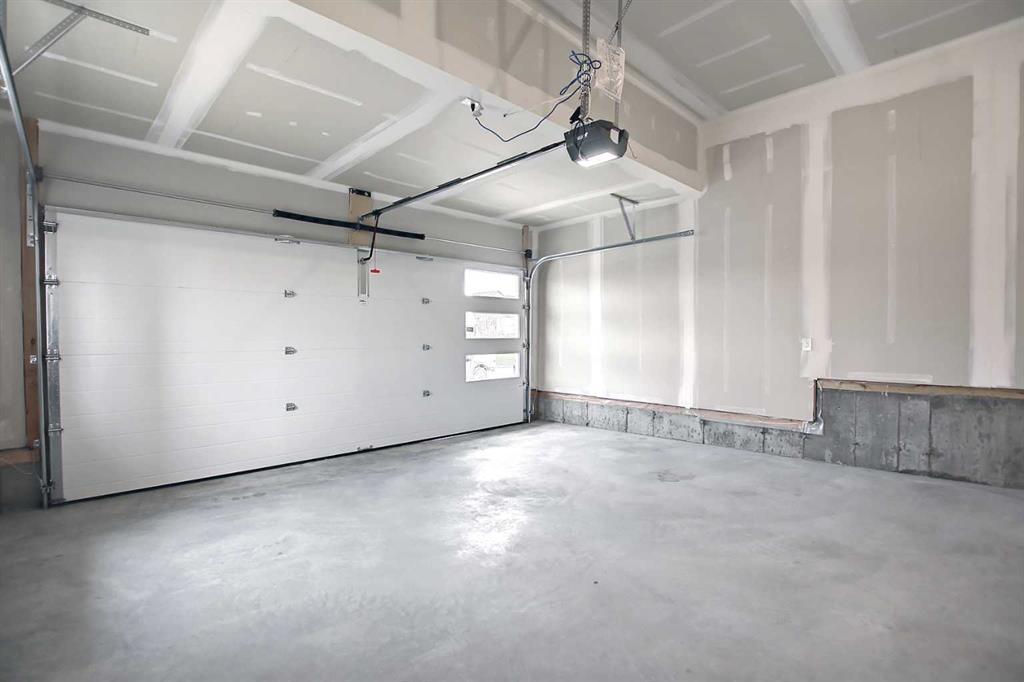 47 Agate Road, Cochrane – Residential Semi Detached Listing Photo 48