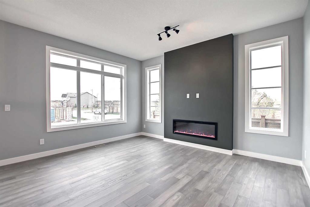 47 Agate Road, Cochrane – Residential Semi Detached Listing Photo 5