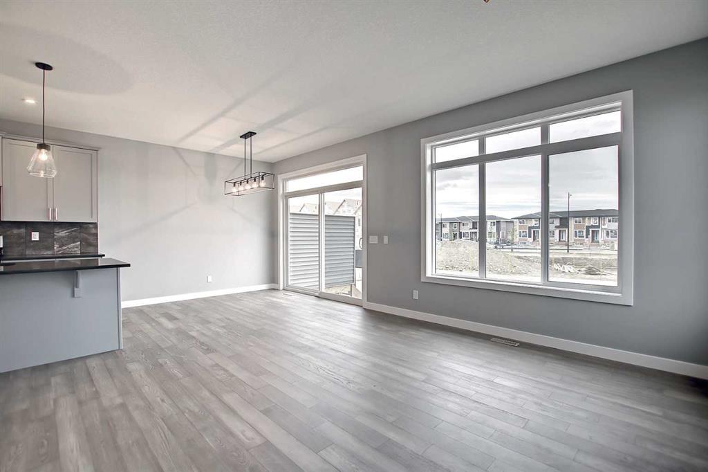 47 Agate Road, Cochrane – Residential Semi Detached Listing Photo 8