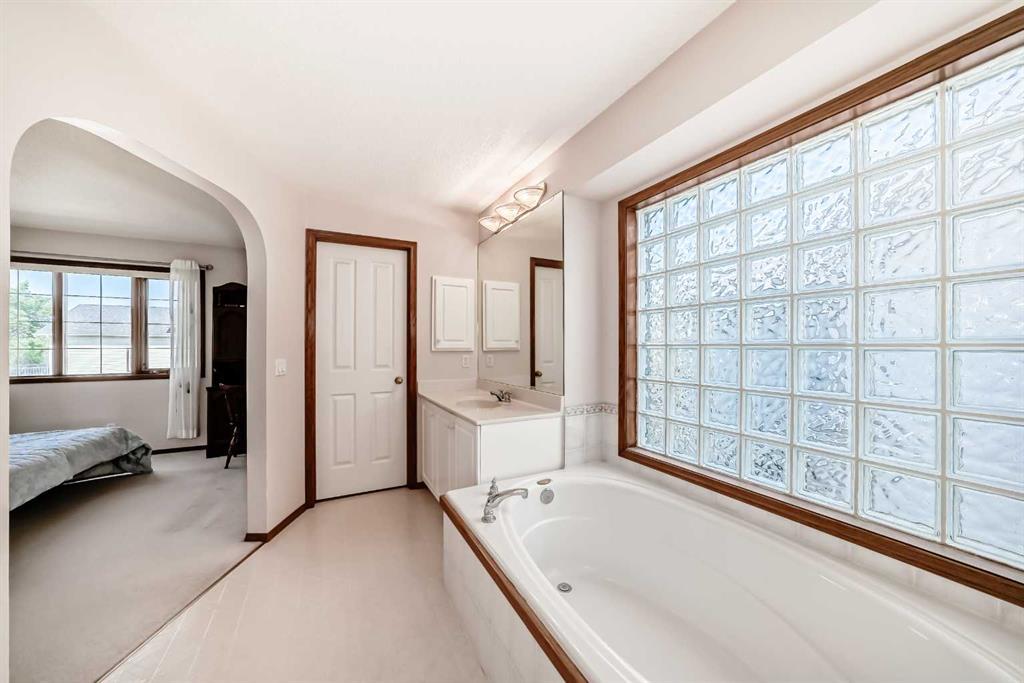 42 Sierra Nevada Green Southwest, Calgary – Residential Detached Listing Photo 32