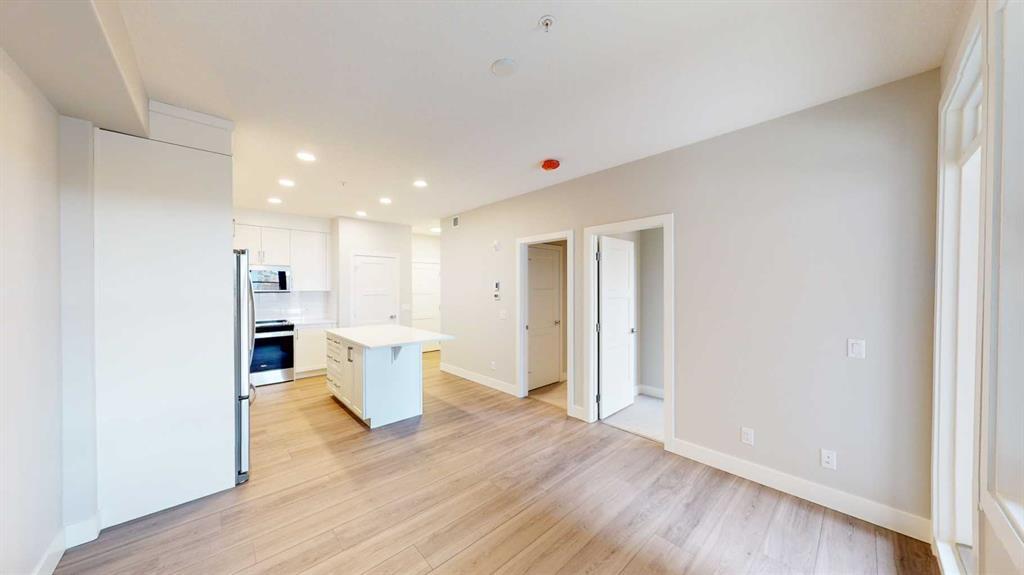 220, 8355 19 Avenue Southwest, Calgary – Residential Apartment Listing Photo 4