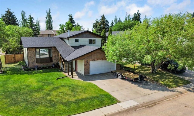 6301 41 Avenue, Stettler