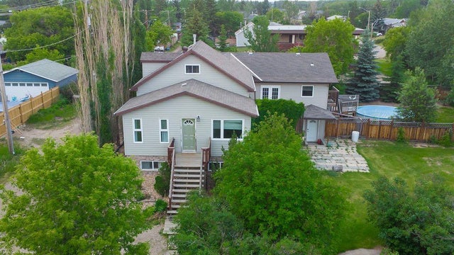 4th Street E /76 Ross Avenue, Lashburn