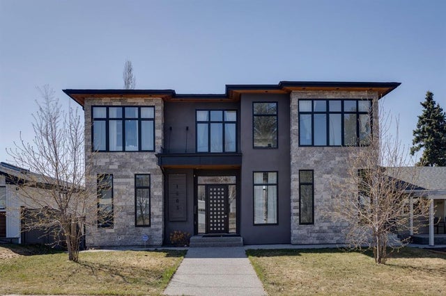 Residential Home for Sale in Calgary, Alberta