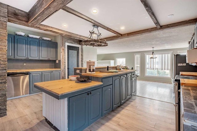 241079 Highway 842, Rural Wheatland County