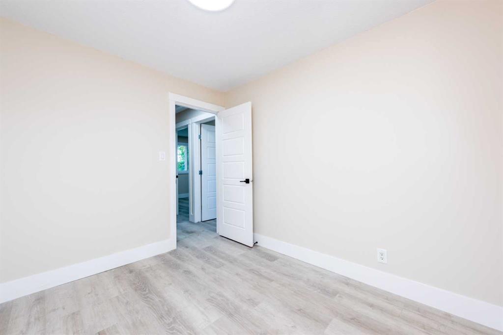 5407 14 Avenue Southeast, Calgary – Residential Detached Listing Photo 8