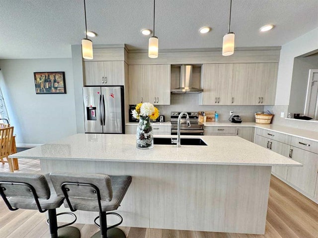 792 Creekstone Circle, Calgary