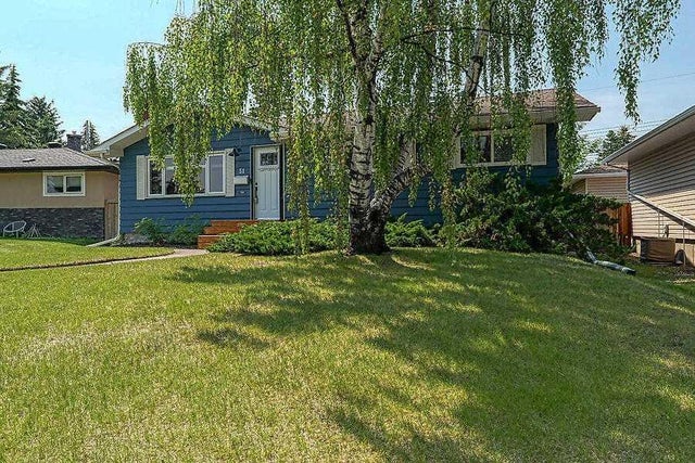 51 Hollyburn Road Sw, Calgary