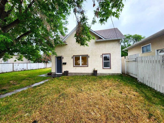 5713 57 Avenue, Red Deer