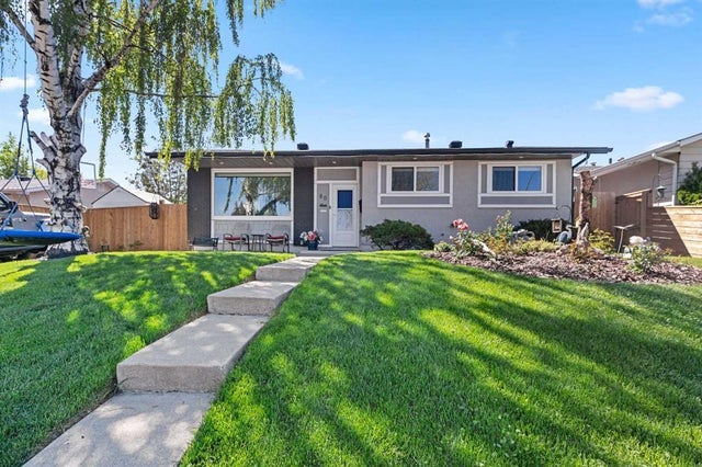 80 Allandale Close Se, Calgary