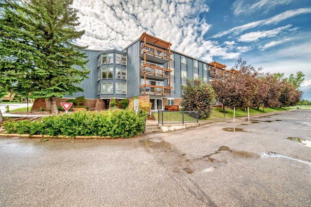 313, 816 89 Avenue Sw, Calgary
