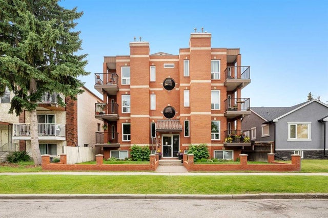 202, 825 4 Street Ne, Calgary