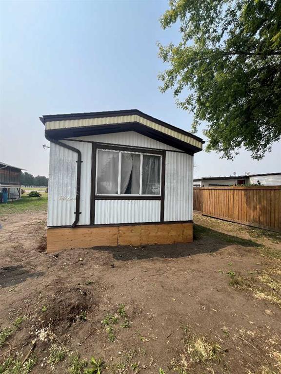 5050 43 A Street Street, Vermilion
