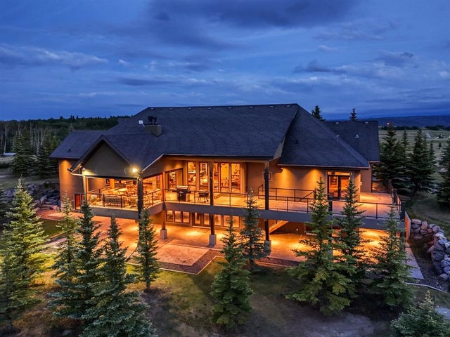 264390 Forestry Trunk Road, Rural Rocky View County