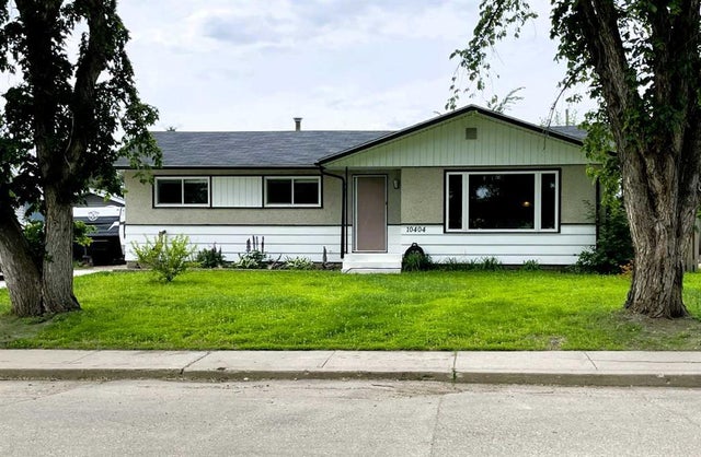 10404 116 Street, Fairview