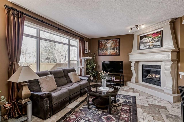 Calgary Real Estate: Residential Property for Sale in Copperfield
