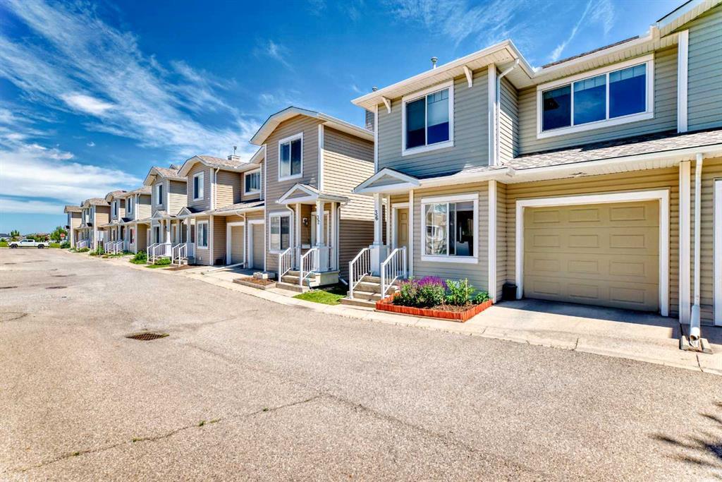 36 Bridleridge Manor Sw, Calgary