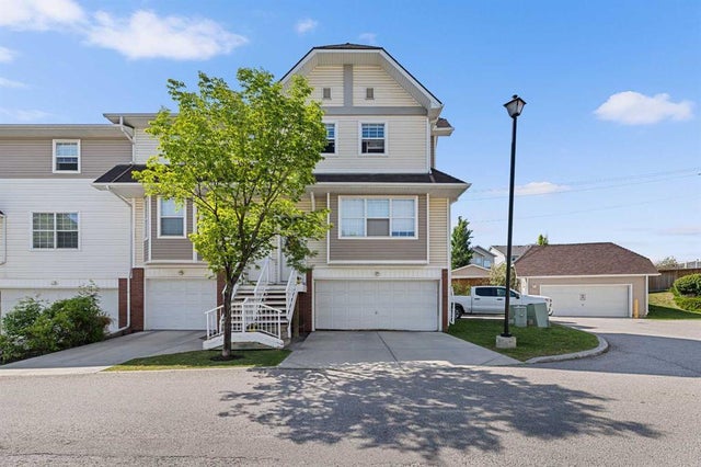 Residential Property for Sale at 127 Tuscany Springs Gardens Northwest, Calgary: MLS®# A2236102