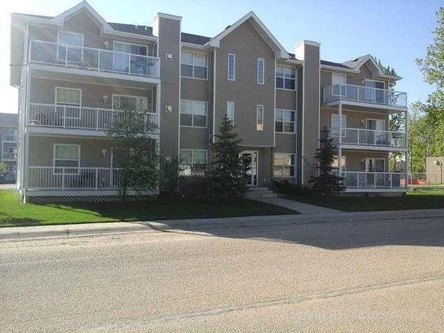 102, 501 3 Street, Fox Creek