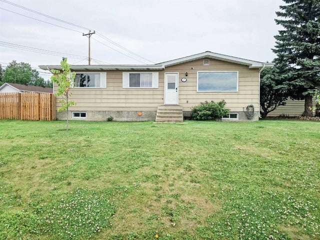 1102 55 Street, Edson