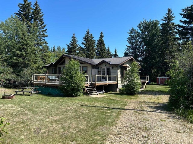 97 Pine Drive, Marten Beach