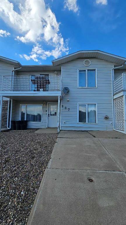 207 Centre Avenue Ne, Milk River