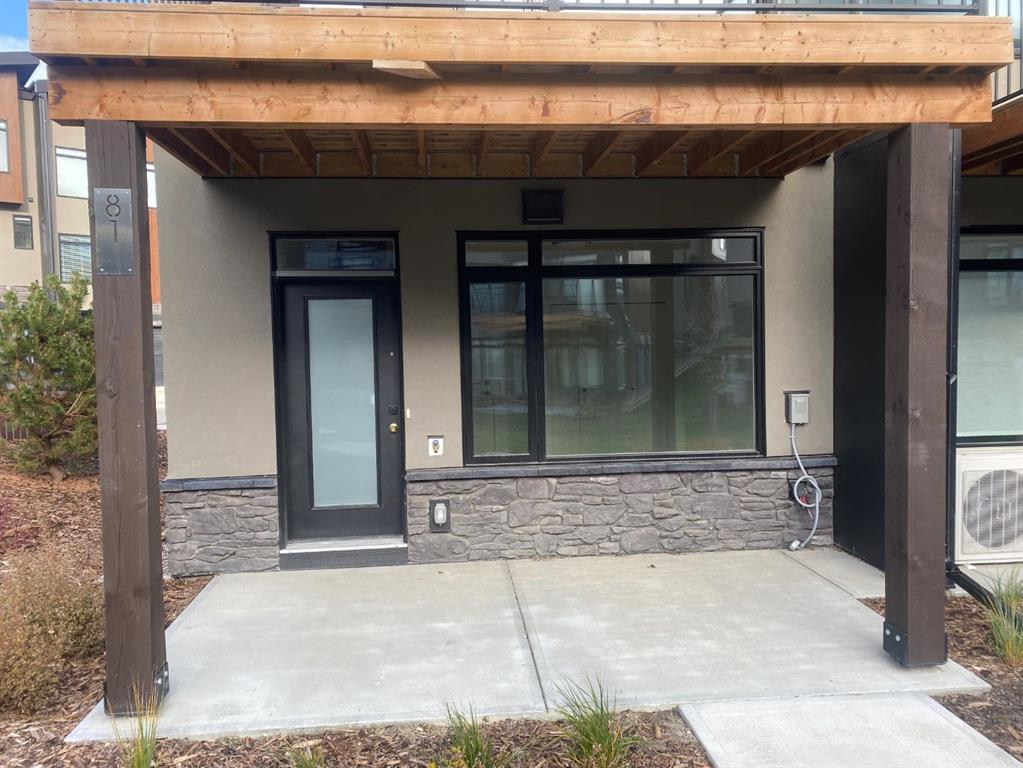 81 Royal Elm Green Northwest, Calgary – Residential Row/Townhouse Listing Photo 2