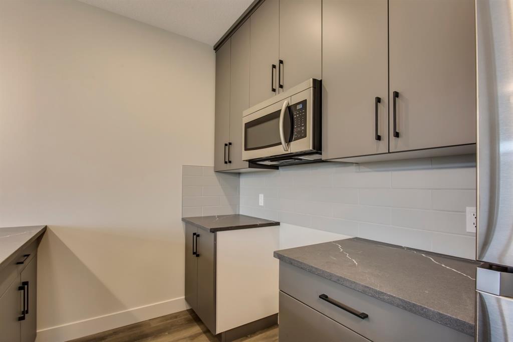 259 Royal Elm Road Northwest, Calgary – Residential Row/Townhouse Listing Photo 10