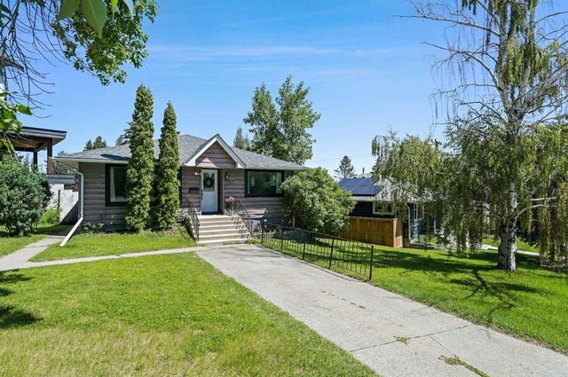 2326 19 Street Sw, Calgary
