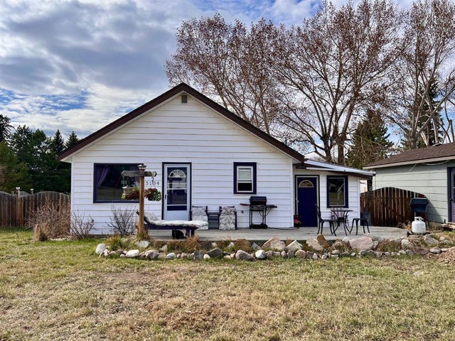 5104 51 Street, Edgerton
