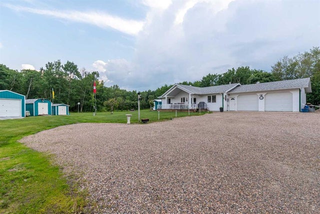 202 Lakeshore Drive, Brightsand Lake
