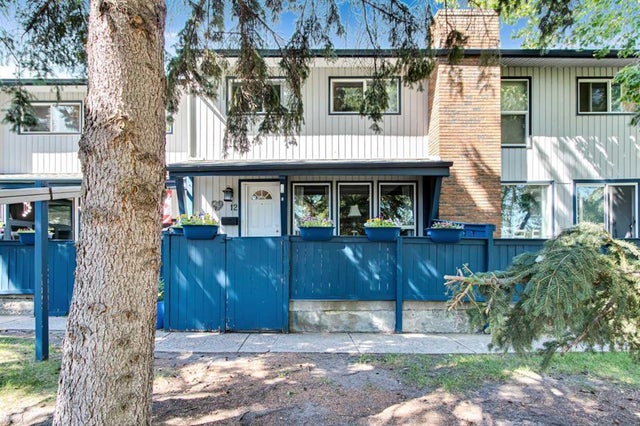 Photo for MLS®# A2238034 - home for sale at 12, 5315 53 Avenue Northwest, Varsity, Calgary Alberta