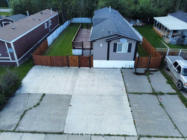 414 10 Street, Fox Creek